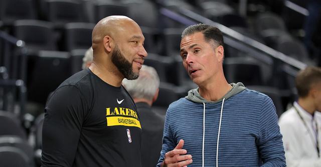 阿莫林更衣室怒骂曼联球员，直言愤怒又失望！基恩炮轰红魔如小学生（阿莫林更衣室痛斥曼联将士：又怒又失望，基恩批红魔稚嫩如小学生）