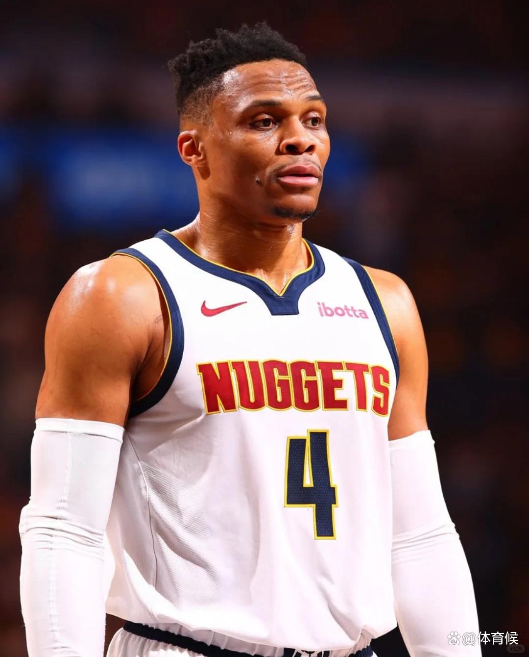 阿迪达斯官方：22款2026年国家队球衣将于11月6日开始发售（阿迪达斯官宣：2026年国家队22款球衣11月6日起开售）