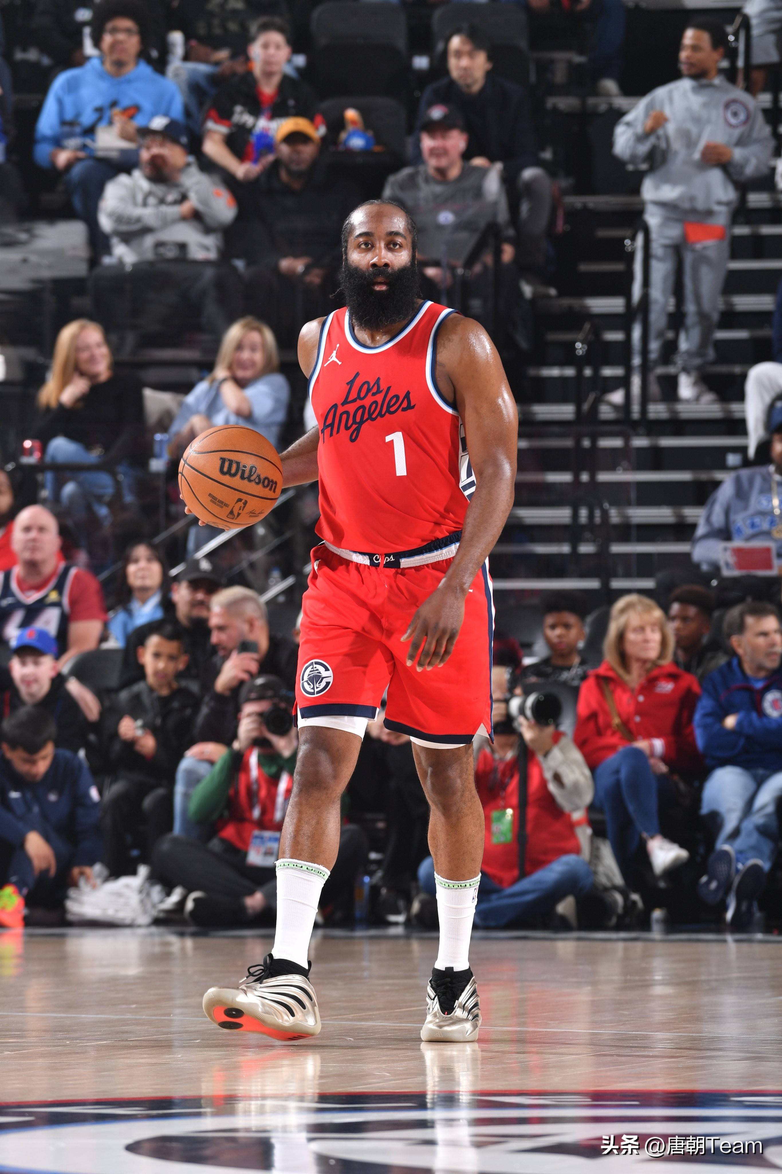 随着孙兴慜离开，19年欧冠决赛首发阵容中的球员无一人在热刺（孙兴慜告别后，热刺2019欧冠决赛首发已全部离队）