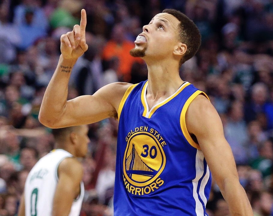 墨媒：拉莫斯将自由身离开蒙特雷，共代表球队出场34次进8球（墨媒称拉莫斯将以自由身离开蒙特雷 为队出场34场攻入8球）