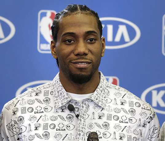 上海U20男足进全运8强，蒯纪闻：没有徐根宝指导我们出不了线（上海U20挺进全运会八强，蒯纪闻：若无徐根宝指点恐难出线）