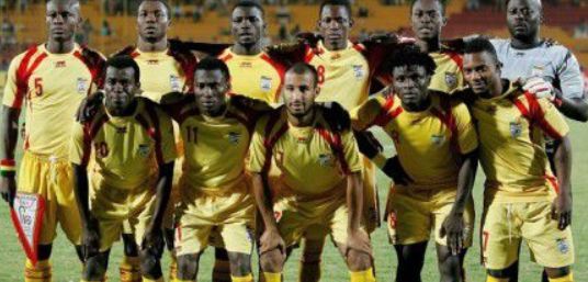 西蒙斯：在巴黎时，内马尔一直照顾我；英超就是世界第一联赛（西蒙斯称在巴黎受内马尔照顾，直言英超是世界第一联赛）